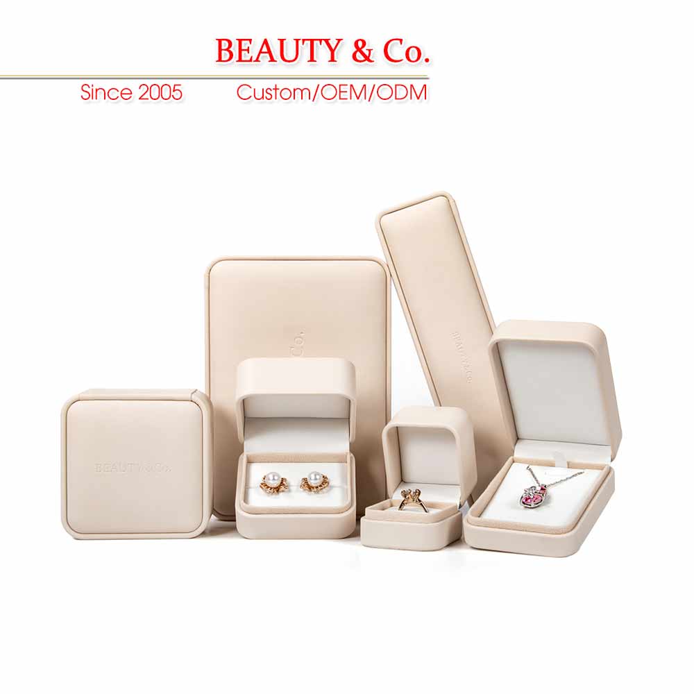  Jewellery storage box