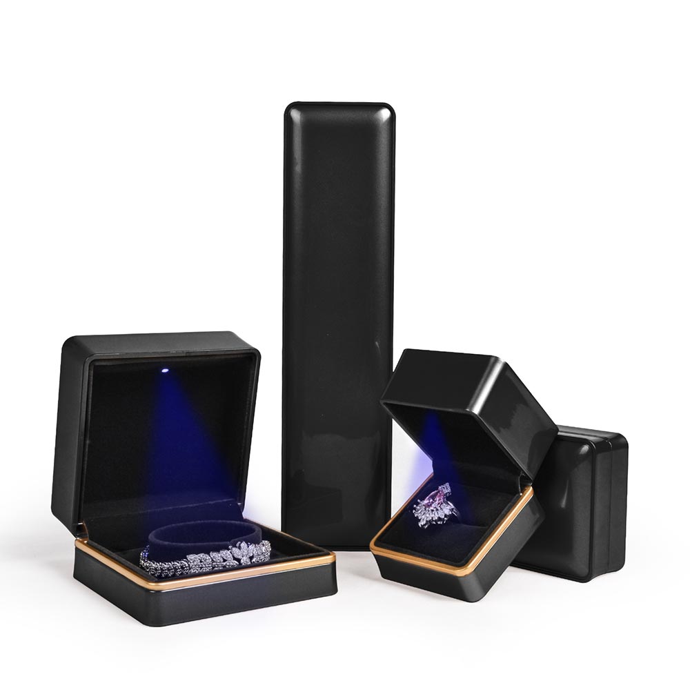 packaging for jewelry business