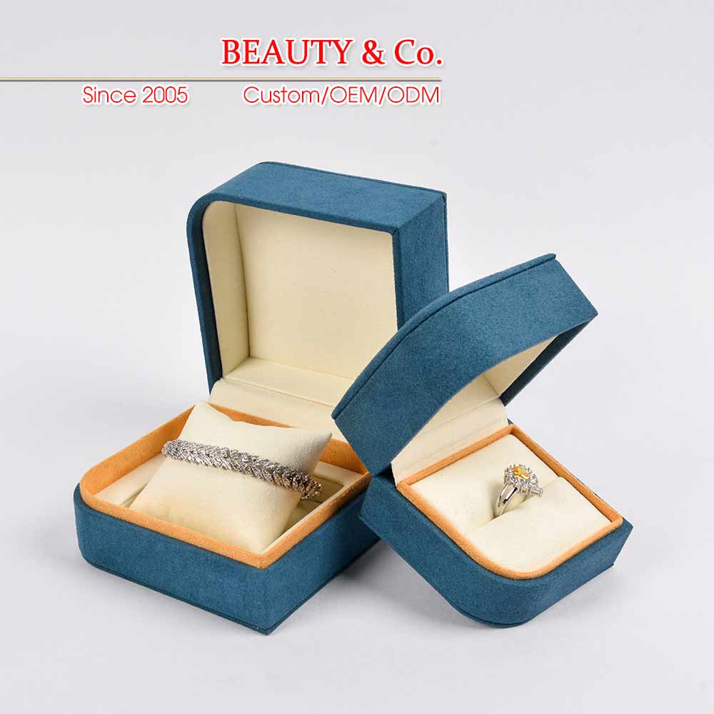luxury box for putting jewelry
