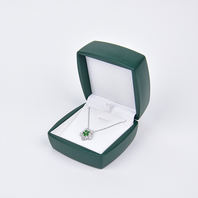 Luxury Jewelry Boxes