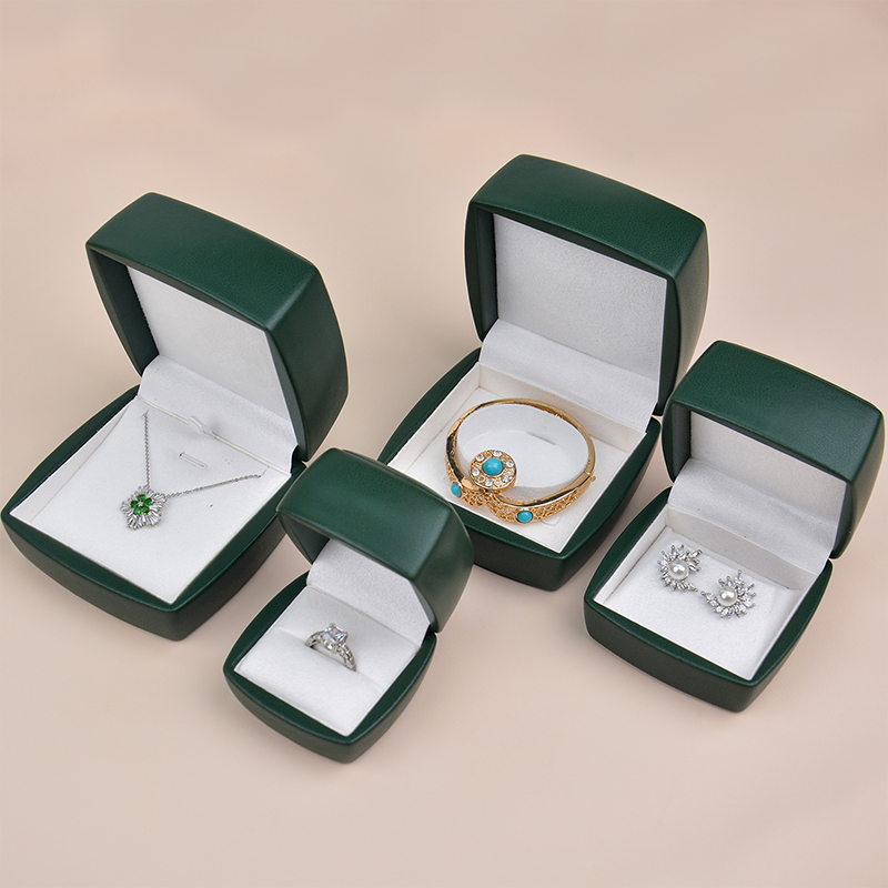 Luxury Jewelry Boxes