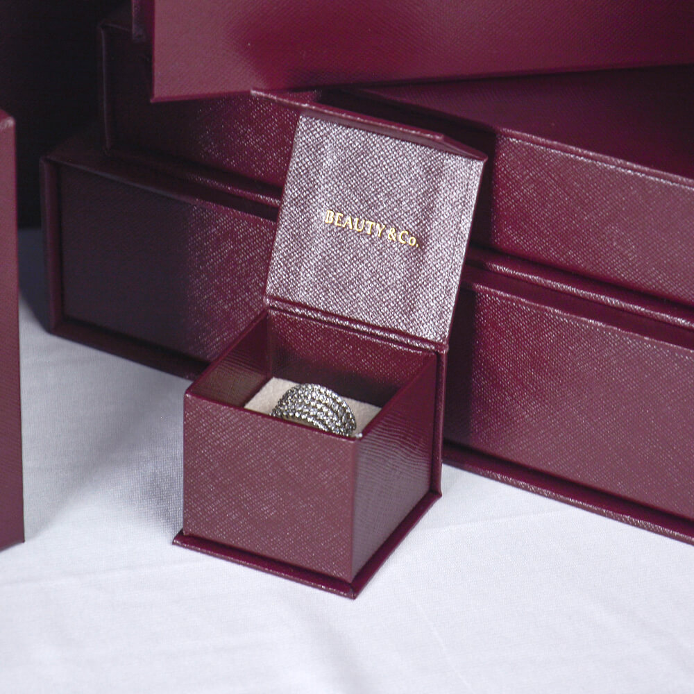 Eco-Friendly Jewelry Box Burgundy Magnetic Paper box 