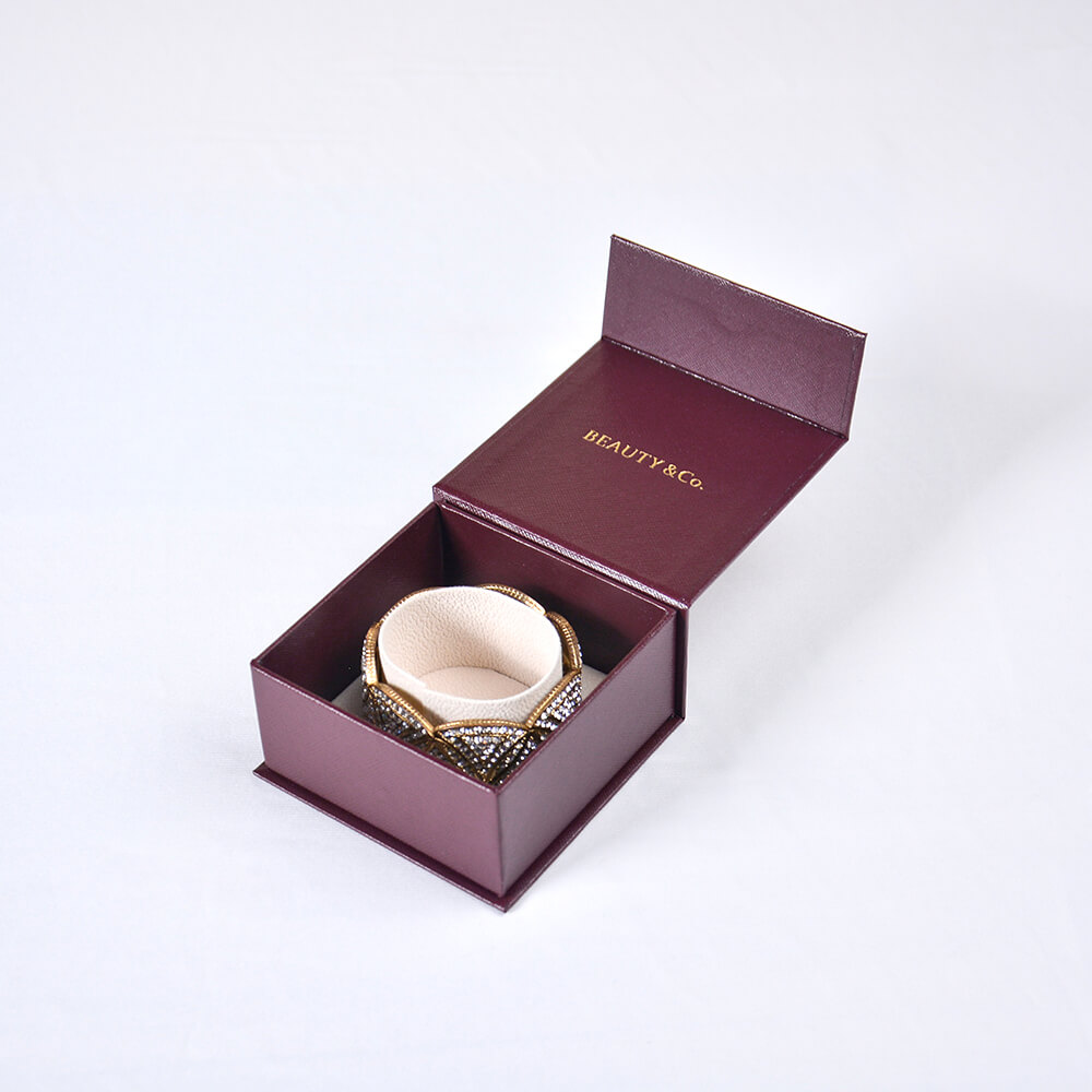Eco-Friendly Jewelry Box Burgundy Magnetic Paper box 