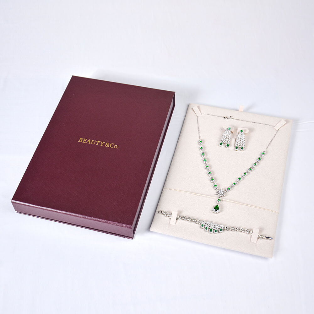 Eco-Friendly Jewelry Box Burgundy Magnetic Paper box 