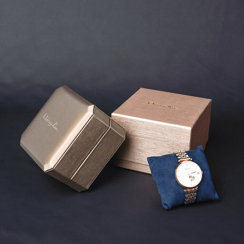 Watch Boxes For Treasured Timepieces