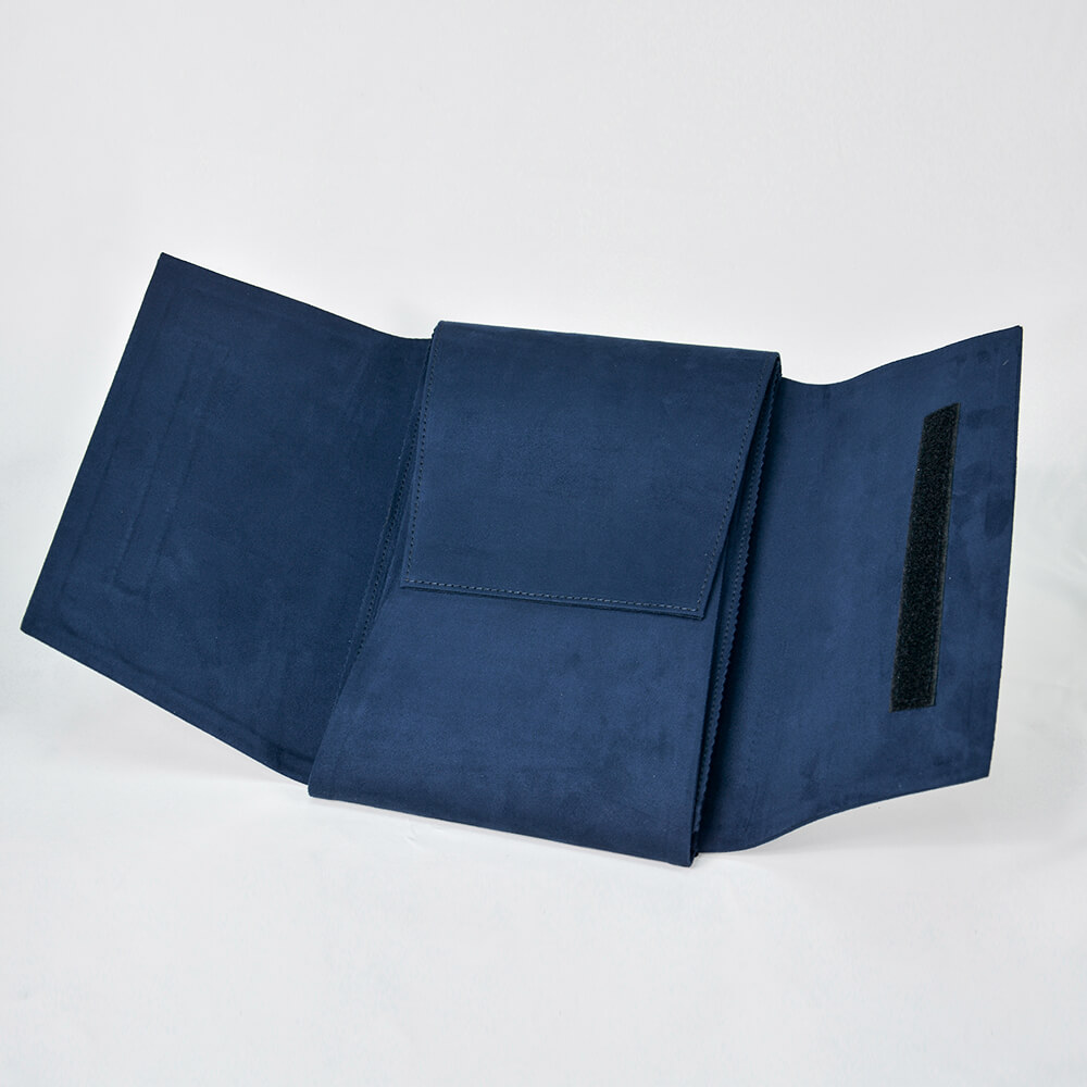 Space-Saving Style Pouch Bag
