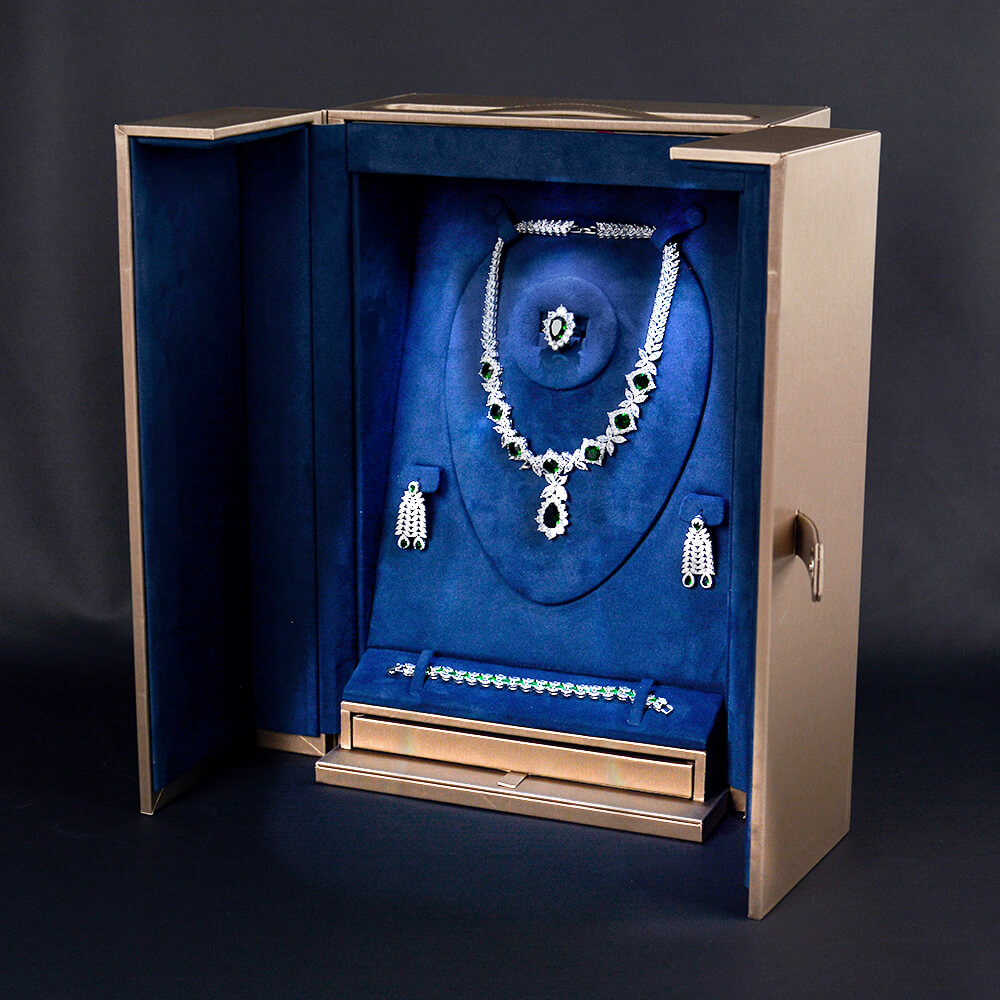 Illuminated Cases Diamond Set Boxes