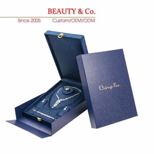 Wholesale High-End Custom Logo Wood Earring Bracelet Necklace Ring Box Luxury Wooden Jewelry Boxes